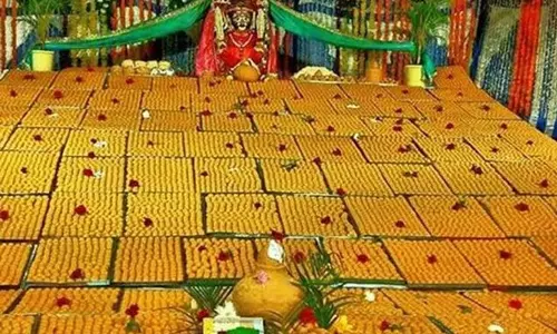 Ujjain: रक्षा बंधन पर महाकाल को लगेगा अद्भुत लड्डू महाभोग Ujjain: रक्षा बंधन पर महाकाल को लगेगा अद्भुत लड्डू महाभोग