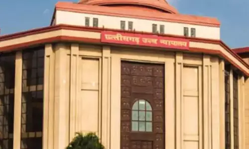 बांग्लादेशी ढूंढने में पुलिस से हुई गलती, हाईकोर्ट ने माँगा जवाब बांग्लादेशी ढूंढने में पुलिस से हुई गलती, हाईकोर्ट ने माँगा जवाब