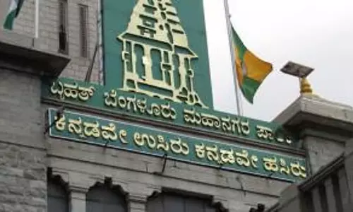 फुटपाथ व्यवस्था को प्राथमिकता दी जाएगी; जोनल कमिश्नर
