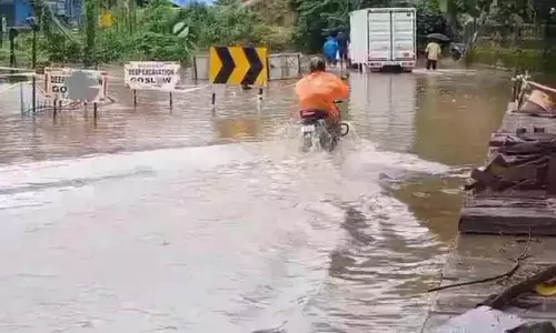पहाड़ी सड़क का अवैज्ञानिक निर्माण; मनकुंडु में जलभराव जारी रहेगा पहाड़ी सड़क का अवैज्ञानिक निर्माण; मनकुंडु में जलभराव जारी रहेगा