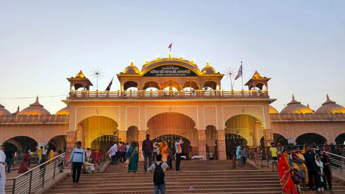 Jaipur: गोगामेड़ी मेला इस शनिवार से, प्रशासन ने कसी कमर Jaipur: गोगामेड़ी मेला इस शनिवार से, प्रशासन ने कसी कमर
