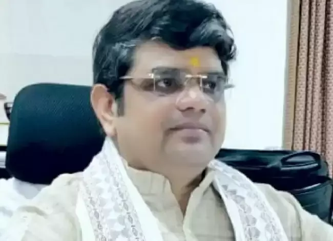 Bhopal: संस्कृत विश्वविद्यालय के कुलगुरू बने प्रो. शिव शंकर मिश्र Bhopal: संस्कृत विश्वविद्यालय के कुलगुरू बने प्रो. शिव शंकर मिश्र