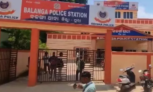 बीजद के पुरी बंद के बीच मृतक बलंगा लड़की के पिता की गिरफ्तारी बीजद के पुरी बंद के बीच मृतक बलंगा लड़की के पिता की गिरफ्तारी