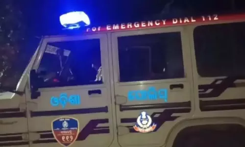 Odisha : महिला उत्पीड़न, परिवार ने पुलिस पर आरोप लगाए Odisha : महिला उत्पीड़न, परिवार ने पुलिस पर आरोप लगाए