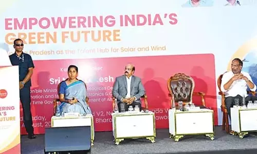 Andhra : हरित ऊर्जा क्षेत्र में महिलाओं के लिए रोजगार के अवसर