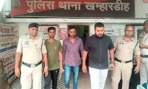 पड़ोसी रास्ते में जूठा फेंकता था, विरोध पर जमकर मारपीट, अब तक 12 आरोपी गिरफ्तार पड़ोसी रास्ते में जूठा फेंकता था, विरोध पर जमकर मारपीट, अब तक 12 आरोपी गिरफ्तार