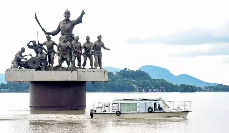 Assam: ब्रह्मपुत्र के बावजूद गहराता संकट, गुवाहाटी को चाहिए भूजल बचाने की योजना Assam: ब्रह्मपुत्र के बावजूद गहराता संकट, गुवाहाटी को चाहिए भूजल बचाने की योजना