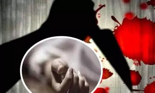 भाई के साथ रहने आई विवाहिता की चाकू से गोदकर हत्या भाई के साथ रहने आई विवाहिता की चाकू से गोदकर हत्या