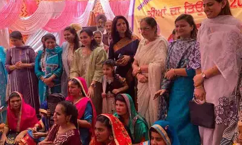 Amritsar: नारी निकेतन में तीज उत्सव