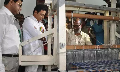 हमारे नेताओं में करघे से चमत्कार करने की क्षमता है: केटीआर हमारे नेताओं में करघे से चमत्कार करने की क्षमता है: केटीआर