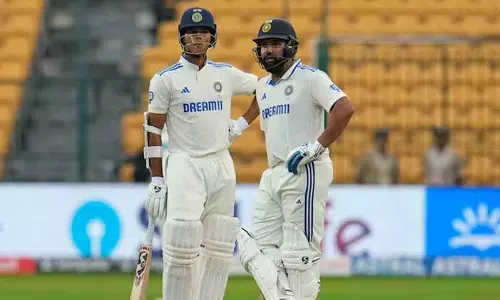 वो हिटमैन जिसने यशस्वी का मन बदला.. उसे मुंबई के लिए खेलने के लिए मनाया वो हिटमैन जिसने यशस्वी का मन बदला.. उसे मुंबई के लिए खेलने के लिए मनाया