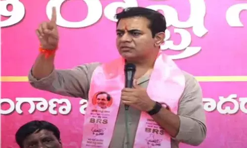 केटीआर की आईएएस और आईपीएस को कड़ी चेतावनी केटीआर की आईएएस और आईपीएस को कड़ी चेतावनी