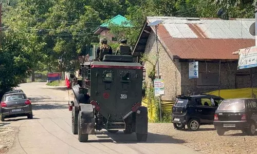 Kulgam अभियान छठे दिन भी जारी, सुरक्षा बलों और आतंकवादियों के बीच गोलीबारी Kulgam अभियान छठे दिन भी जारी, सुरक्षा बलों और आतंकवादियों के बीच गोलीबारी
