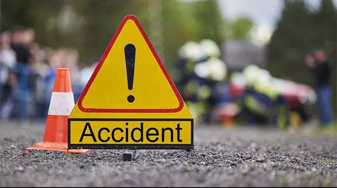 Odisha : अलग-अलग बस दुर्घटनाओं में 2 की मौत, 20 यात्री घायल Odisha : अलग-अलग बस दुर्घटनाओं में 2 की मौत, 20 यात्री घायल