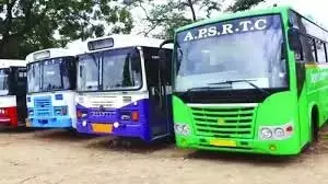 APSRTC महिलाओं को मुफ़्त बस यात्रा के लिए स्मार्ट कार्ड जारी करेगा APSRTC महिलाओं को मुफ़्त बस यात्रा के लिए स्मार्ट कार्ड जारी करेगा