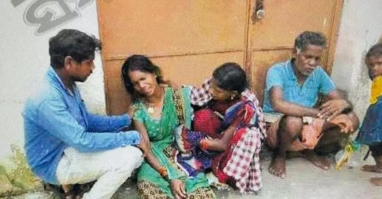 Odisha: टीकाकरण के बाद दो महीने के बच्चे की मौत Odisha: टीकाकरण के बाद दो महीने के बच्चे की मौत