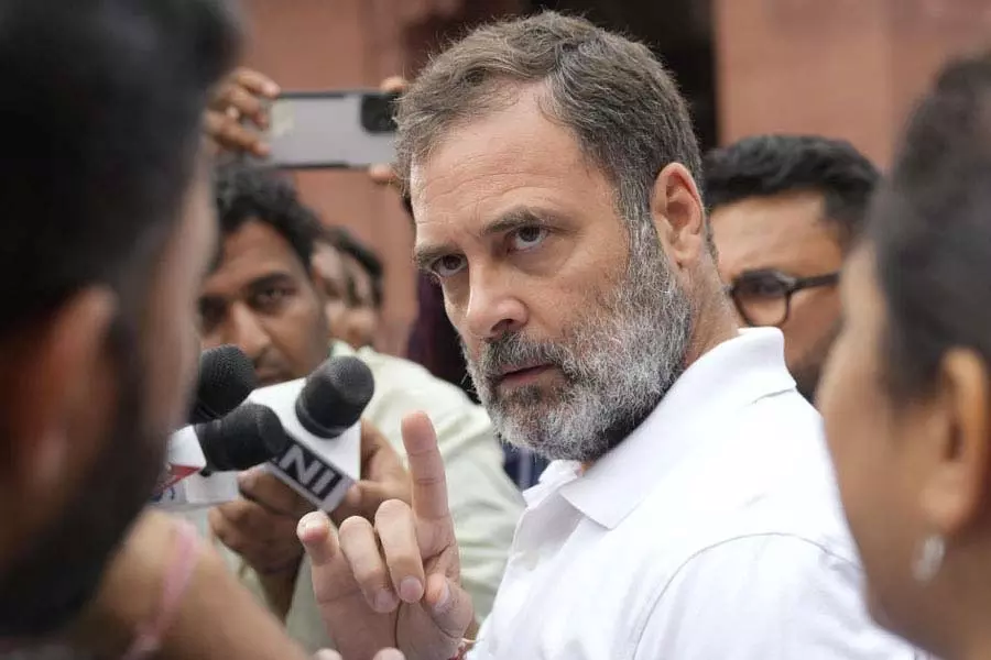 Supreme Court द्वारा राहुल गांधी को सच्चा भारतीय बनने की सलाह पर संपादकीय Supreme Court द्वारा राहुल गांधी को सच्चा भारतीय बनने की सलाह पर संपादकीय