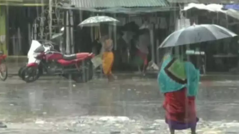 ओडिशा में शनिवार तक बारिश, आईएमडी ने पीली चेतावनी जारी की ओडिशा में शनिवार तक बारिश, आईएमडी ने पीली चेतावनी जारी की