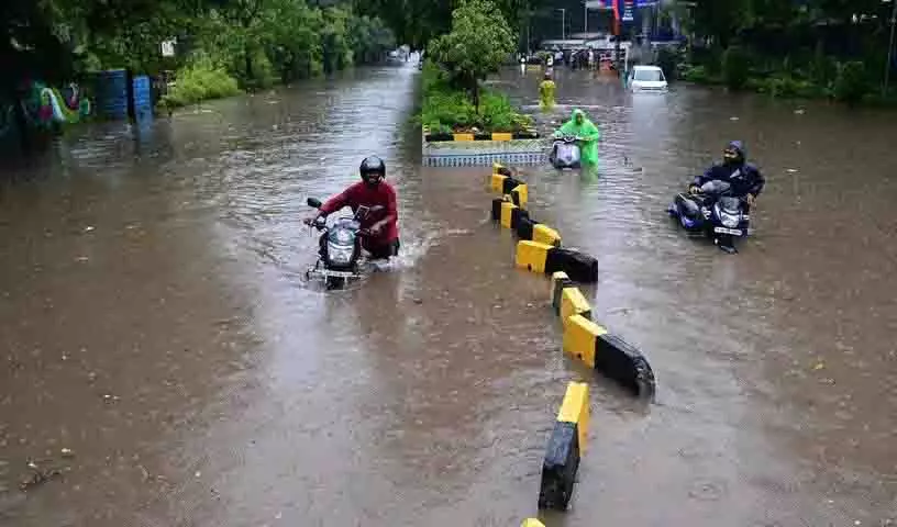Hyderabad में भारी बारिश जारी, पिछले 10 दिनों में सबसे ज़्यादा बारिश वाले इलाकों की सूची Hyderabad में भारी बारिश जारी, पिछले 10 दिनों में सबसे ज़्यादा बारिश वाले इलाकों की सूची