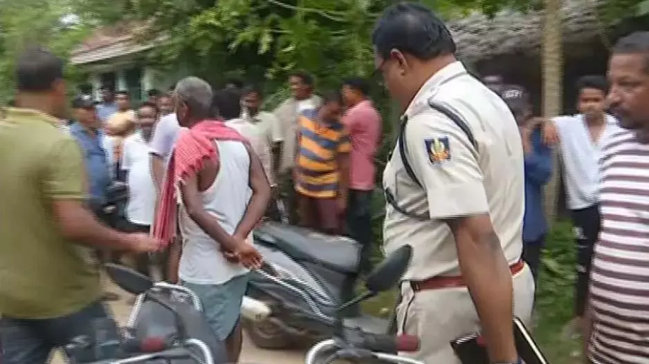 आत्मदाह या कुछ और? केंद्रपाड़ा की छात्रा की मौत रहस्य में डूबी आत्मदाह या कुछ और? केंद्रपाड़ा की छात्रा की मौत रहस्य में डूबी