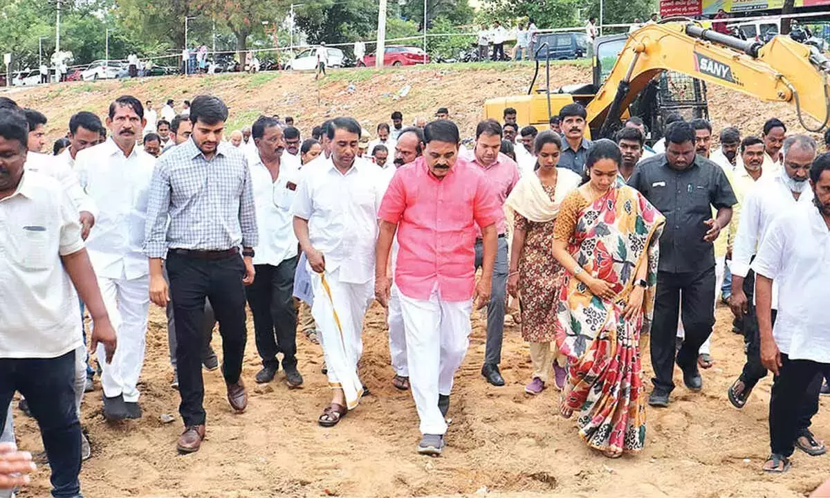 Andhra: चित्रावती रिवरफ्रंट पर पार्क विकास कार्य शुरू Andhra: चित्रावती रिवरफ्रंट पर पार्क विकास कार्य शुरू