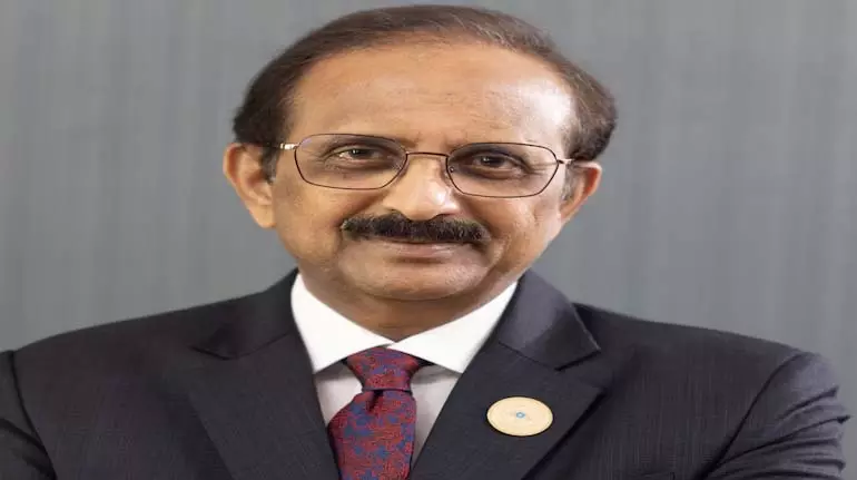 SBI चेयरमैन का कहना है कि कंपनियां बैंक ऋण की बजाय वाणिज्यिक पत्रों को तरजीह दे रही SBI चेयरमैन का कहना है कि कंपनियां बैंक ऋण की बजाय वाणिज्यिक पत्रों को तरजीह दे रही