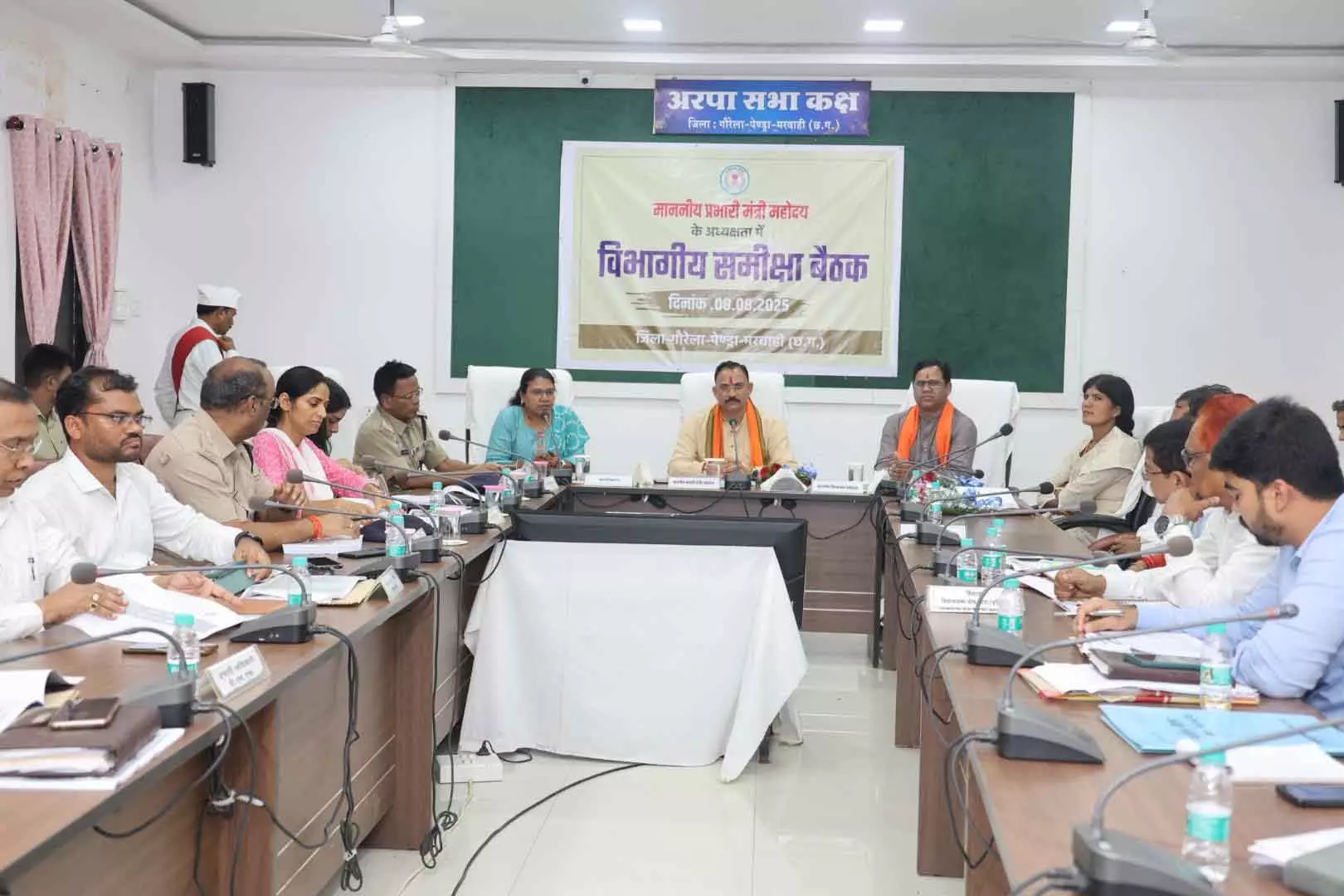 स्वास्थ्य मंत्री श्याम बिहारी जायसवाल ने की समीक्षा बैठक स्वास्थ्य मंत्री श्याम बिहारी जायसवाल ने की समीक्षा बैठक