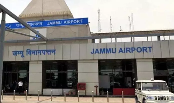 Jammu हवाई अड्डे पर 2024-25 में 1.61 मिलियन यात्री यातायात दर्ज किया Jammu हवाई अड्डे पर 2024-25 में 1.61 मिलियन यात्री यातायात दर्ज किया