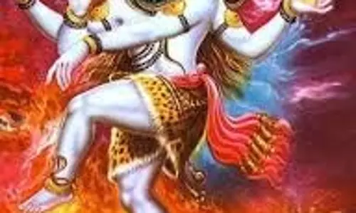 धर्म: क्या शिव तांडव सिर्फ क्रोध है या सृष्टि का रहस्य जानें धर्म: क्या शिव तांडव सिर्फ क्रोध है या सृष्टि का रहस्य जानें