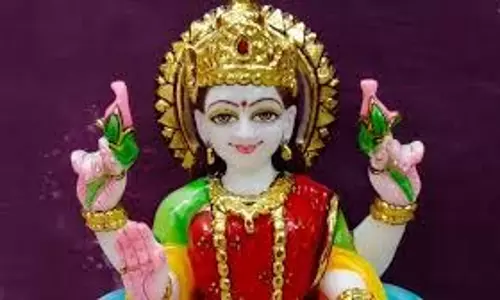 धर्म: झाड़ू बदलते समय जरूर करें ये 3 काम, वरना देवी लक्ष्मी हो सकती हैं नाराज