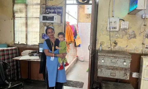 Delhi: बेघर महिलाओं का पिंजरे में बंद जीवन Delhi: बेघर महिलाओं का पिंजरे में बंद जीवन
