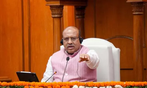 Delhi: स्पीकर ने विशेषाधिकार समिति द्वारा जांच के निर्देश दिए