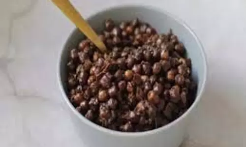 Health: काला चना सेहत के लिए कितना फायदेमंद है, जानिए रोज खाने से क्या होता है Health: काला चना सेहत के लिए कितना फायदेमंद है, जानिए रोज खाने से क्या होता है