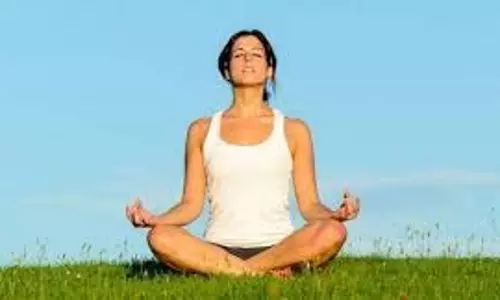 Kapalabhati Pranayama: कपालभाति करने से स्वास्थ्य समस्याओं से मिलती है राहत
