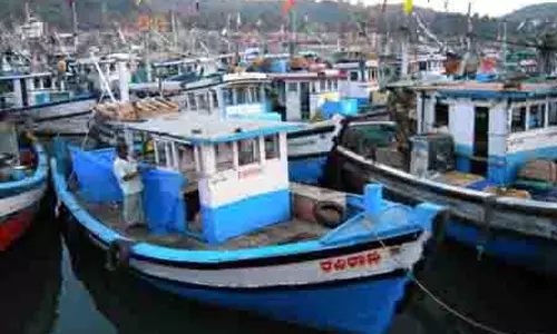 प्रधानमंत्री मत्स्य संपदा योजना के तहत 11 इंटीग्रेटेड एक्वा-पार्क्स बनाने के प्रस्तावों को मंजूरी : केंद्र प्रधानमंत्री मत्स्य संपदा योजना के तहत 11 इंटीग्रेटेड एक्वा-पार्क्स बनाने के प्रस्तावों को मंजूरी : केंद्र