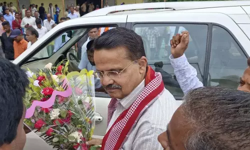 Cuttack : सांसद ने एयर इंडिया की उड़ानों में देरी और रद्दीकरण की जांच की मांग की Cuttack : सांसद ने एयर इंडिया की उड़ानों में देरी और रद्दीकरण की जांच की मांग की