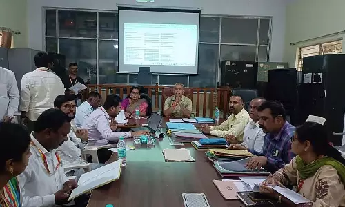 6,000 किसानों ने विधान सौध को अवरुद्ध करने का फैसला किया: विधायक 6,000 किसानों ने विधान सौध को अवरुद्ध करने का फैसला किया: विधायक