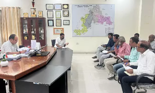 Jhalawar: गहन पुनरीक्षण कार्यक्रम में मतदान केंद्रों के पुनर्गठन के मुद्दे पर विचार Jhalawar: गहन पुनरीक्षण कार्यक्रम में मतदान केंद्रों के पुनर्गठन के मुद्दे पर विचार