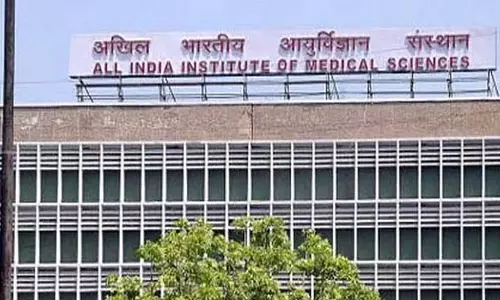 Delhi AIIMS यूनियनों ने सुरक्षा अधिकारी के स्थानांतरण की मांग की Delhi AIIMS यूनियनों ने सुरक्षा अधिकारी के स्थानांतरण की मांग की