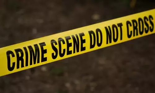 तुमकुरु में बिखरे मिले मानव अवशेष, आवारा कुत्ता ले गया कटा हुआ हाथ तुमकुरु में बिखरे मिले मानव अवशेष, आवारा कुत्ता ले गया कटा हुआ हाथ