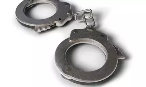 दिल्ली के जहांगीरपुरी में 15 साल की लड़की की गोली मारकर हत्या