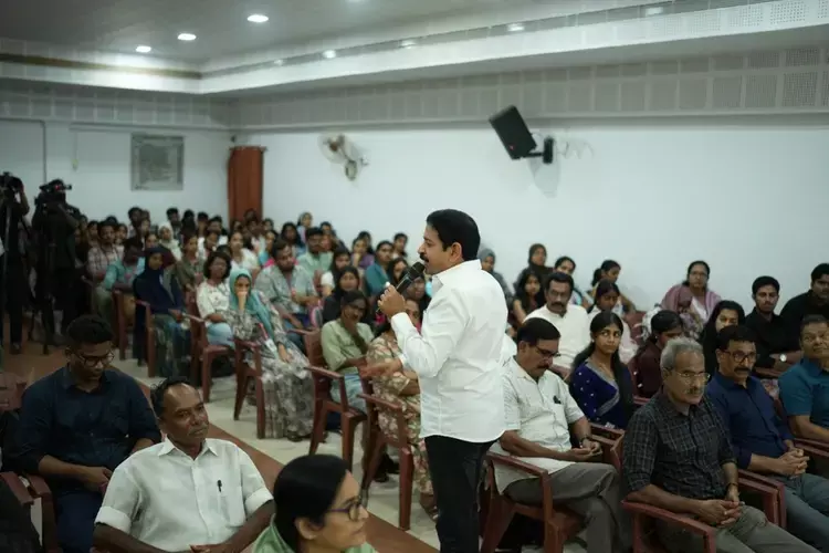 Kerala : दिव्यांग लोगों के जीवन में बदलाव लाना मेरे जीवन का उद्देश्य Kerala : दिव्यांग लोगों के जीवन में बदलाव लाना मेरे जीवन का उद्देश्य