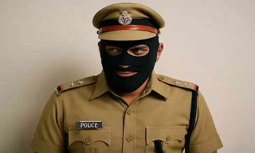 Bengaluru पुलिस की हिरासत में चोर ने पत्नी को प्रभावित करने के लिए पुलिस की वर्दी पहनी