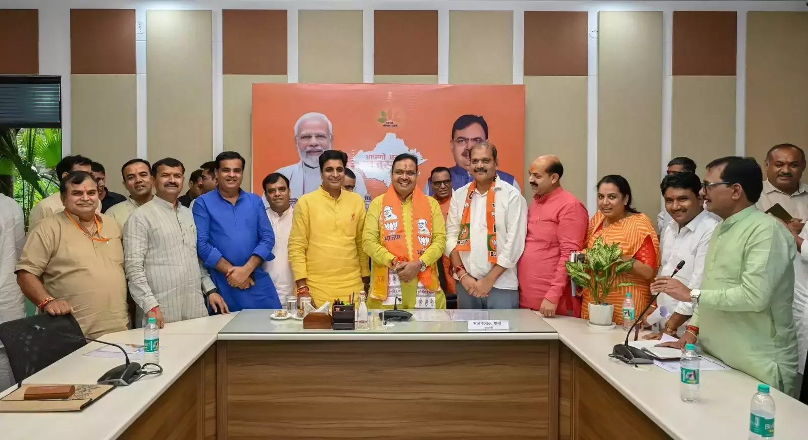 Jaipur: भाजपा जिलाध्यक्षों के साथ CM भजनलाल शर्मा की महत्वपूर्ण बैठक Jaipur: भाजपा जिलाध्यक्षों के साथ CM भजनलाल शर्मा की महत्वपूर्ण बैठक