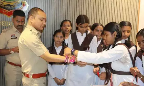 पंडरिया थाने में रक्षाबंधन पर्व मनाया गया पंडरिया थाने में रक्षाबंधन पर्व मनाया गया