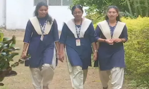 ओडिशा की फार्मेसी छात्राओं ने पर्यावरण अनुकूल सैनिटरी पैड विकसित किए ओडिशा की फार्मेसी छात्राओं ने पर्यावरण अनुकूल सैनिटरी पैड विकसित किए