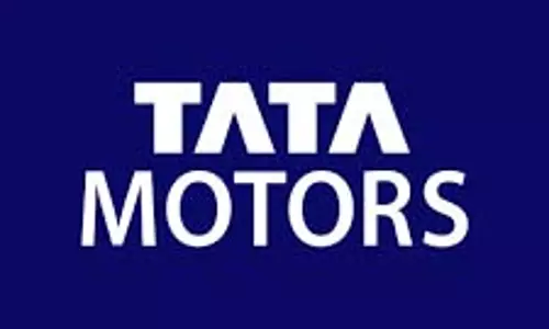 Tata Motors को Q1 में भारी नुकसान, नेट प्रॉफिट में 62.68% गिरावट