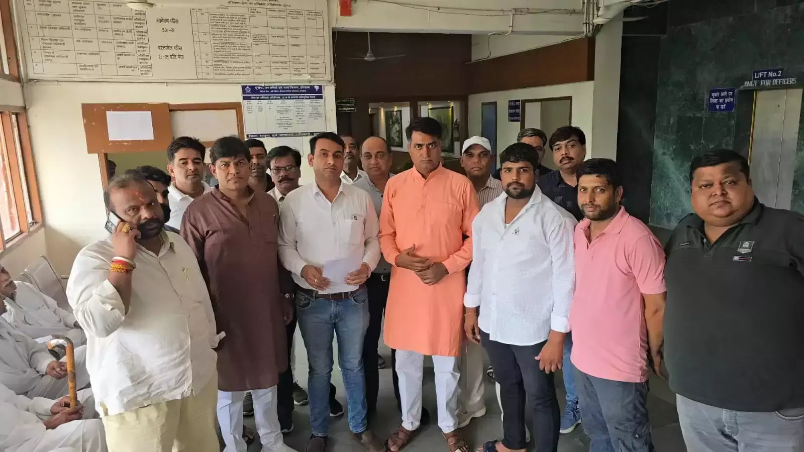 Jhajjar: निर्माणाधीन मंदिर तोड़फोड़ के खिलाफ आवाज बुलंद Jhajjar: निर्माणाधीन मंदिर तोड़फोड़ के खिलाफ आवाज बुलंद
