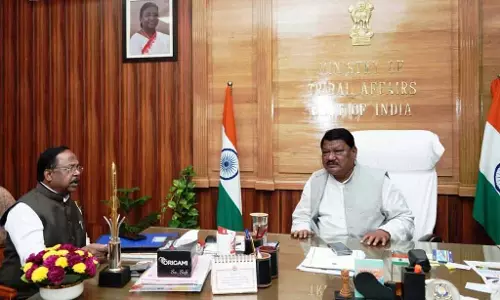 दिल्ली में केंद्रीय मंत्रियों से मिल रहे मंत्री रामविचार नेताम