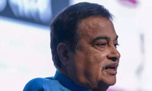 Gadkari ने कहा- राजमार्गों पर बेहतर प्रकाश व्यवस्था से रात्रिकालीन सड़क सुरक्षा बढ़ेगी